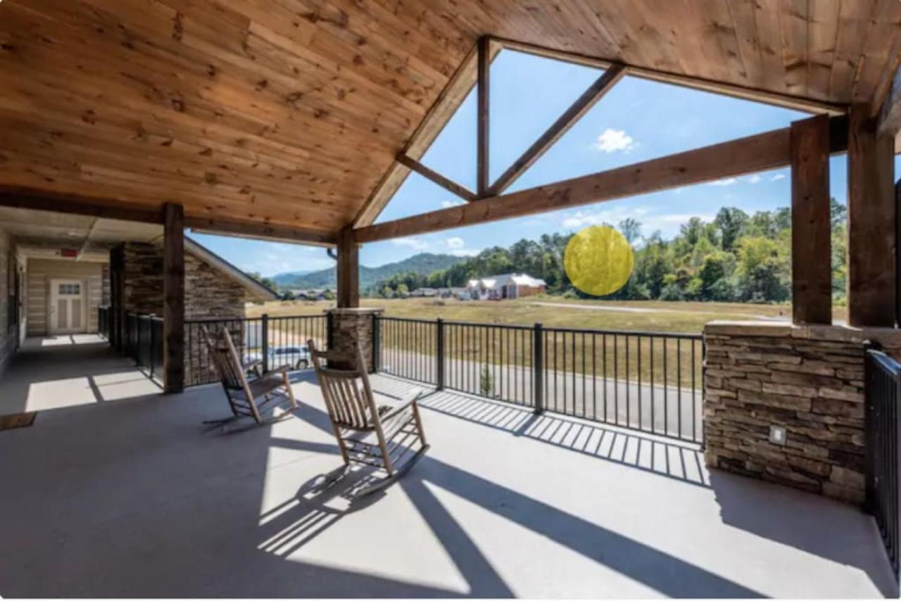 Gorgeous Cades Cove Condo With Community Pool Townsend Exterior photo